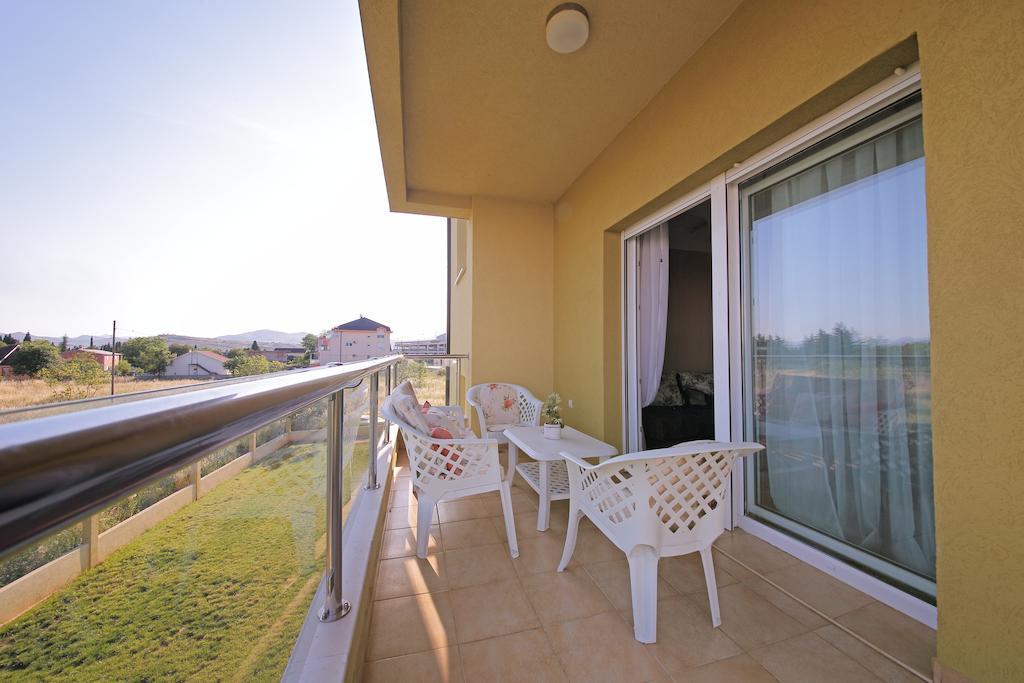 Apartments Aleksandra Podgorica Rom bilde